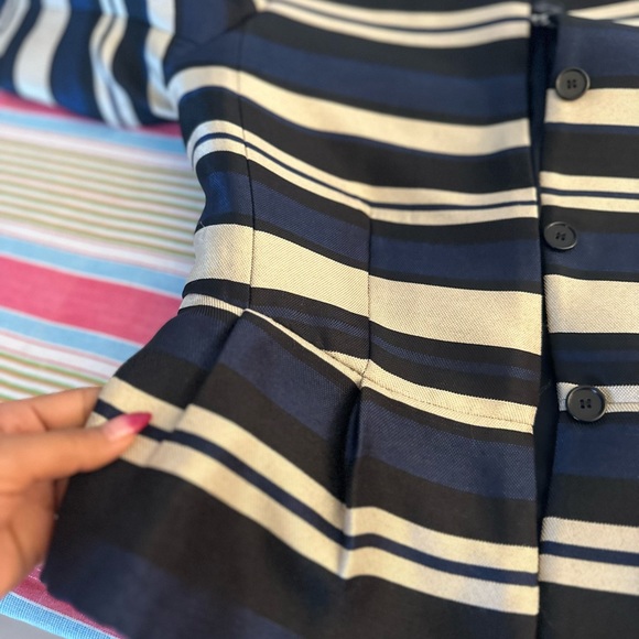ANN TAYLOR Midnight Stripe Peplum
Suit Jacket/Blazer-SZ.4 - Picture 10 of 11